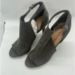 NEW Christian Siriano Gorgeous Gray Ankle booties